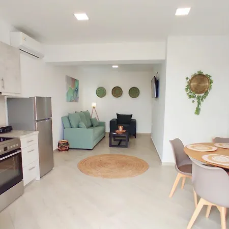Modern Mykonos 2 Bd Aqua Apt W Shared Pool Apartman Plintri